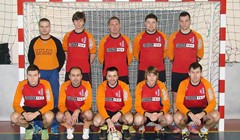 Chapatangia: Putnici i Kontraši vode