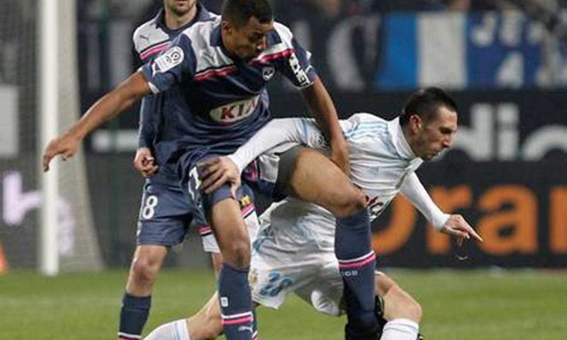 Bordeaux potopio Auxerre, Lille petim uzastopnim trijumfom održao nadu u obranu naslova