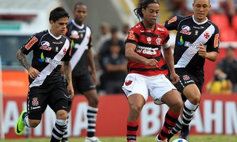 Ronaldinho ostaje u Flamengu