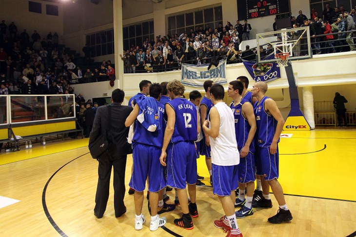 Alkar osigurao opstanak