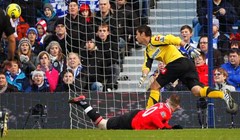 Manchester United dao Machedu na posudbu