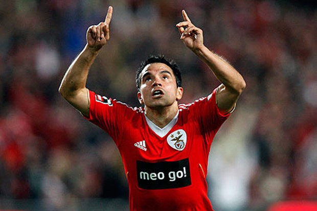 Saviola produžio s Benficom