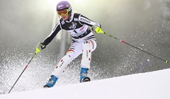 Höfl-Riesch predvodi konkurenciju u Flachauu, Novoselić prespora za prvih 30