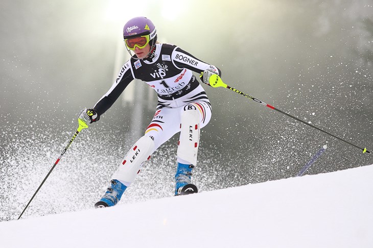 Höfl-Riesch predvodi konkurenciju u Flachauu, Novoselić prespora za prvih 30