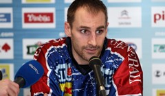 Day: "Iskoristili poklone"