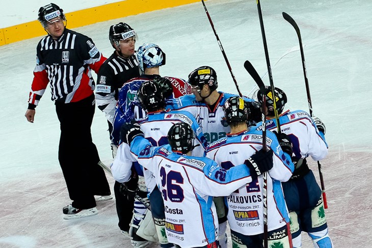 Alba slavila u Areni