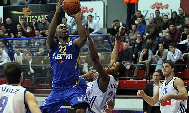 Maccabi na korak do polufinala