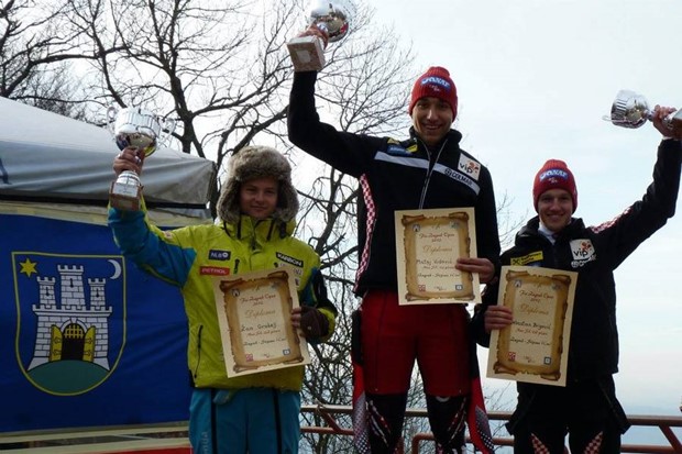 Dvije slalomske pobjede Mateja Vidovića