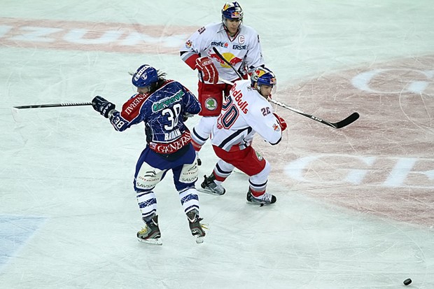 Lynch za slavlje Red Bulla protiv Medvjeda