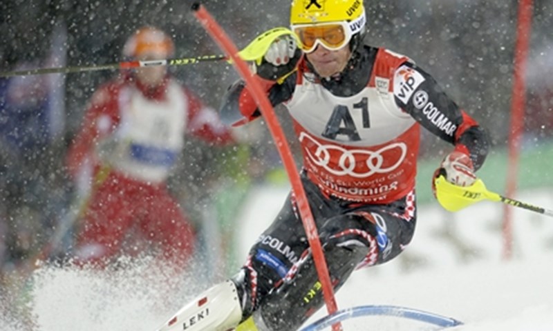 Ivica korak do postolja, Hirscher slavi