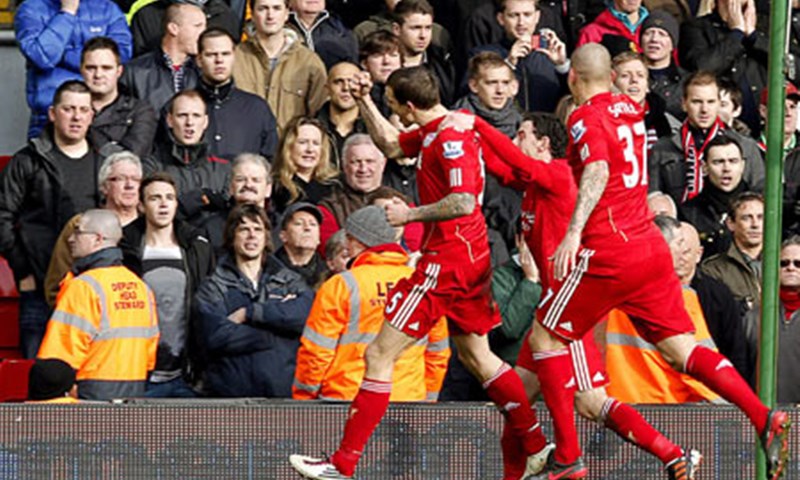 Video: Kuyt presudio Manchester Unitedu