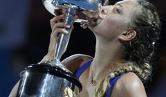 Azarenki svanulo i na listi