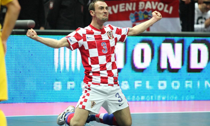 Video: Jakov Grcić s kragujevačkim Ekonomcem osvojio naslov prvaka Srbije