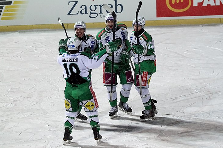 Zmajčeki po prvu pobjedu