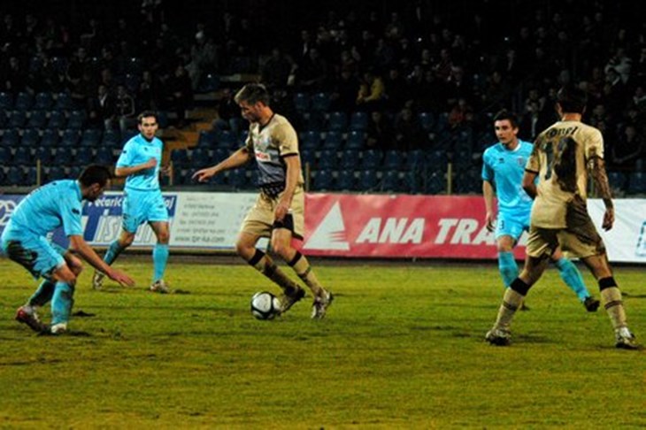 Dinamo pobjegao na plus osam