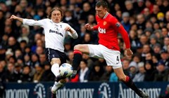 Video: Neumoljivi United izbacio Spurse iz utrke