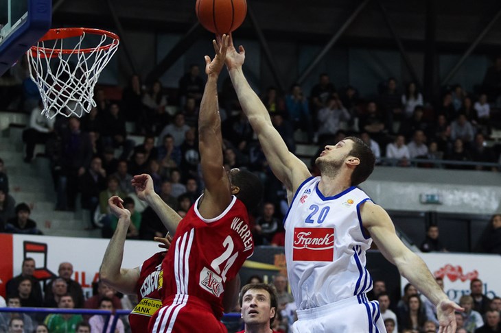 U gradskom derbiju odluka o prvom trofeju sezone