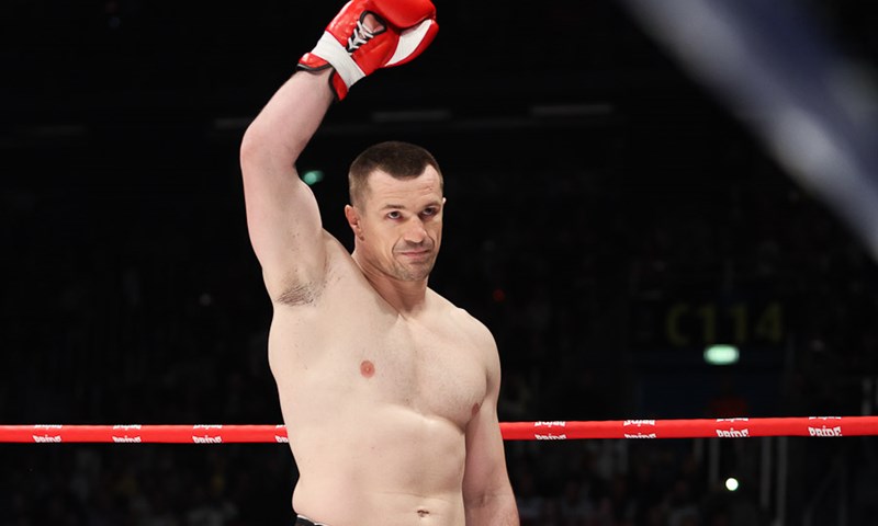 Mirko Filipović preko Randyja Blakea među osam najboljih na K-1 World Grand Prixu