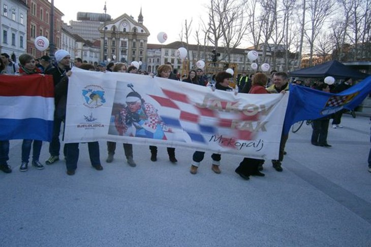 Faka i kolege dočekali navijači