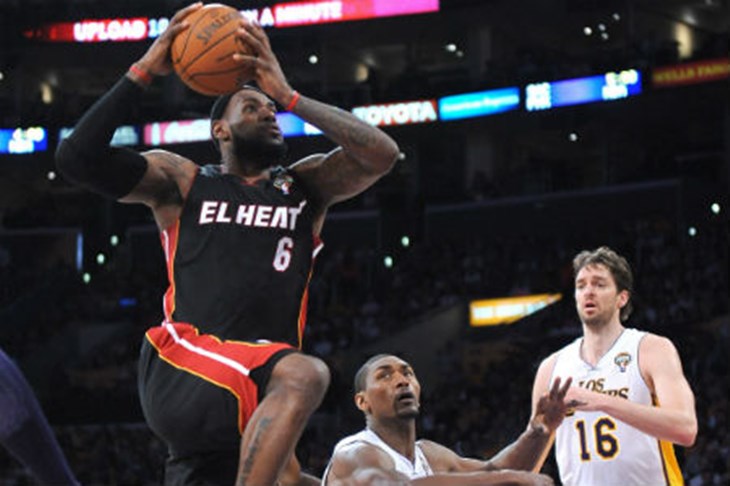 Miami Heat doveo centra Turiafa