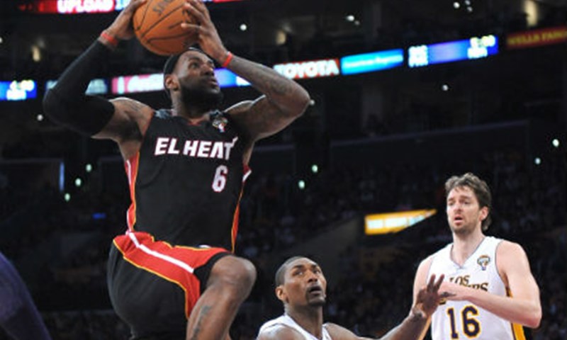 Miami Heat doveo centra Turiafa