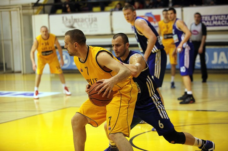 Ohrabreni Split napada Trnsko