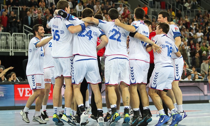 Četiri kluba, dva dana, jedan trofej