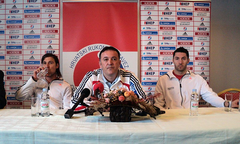 Lacković: "Umorni, no imamo vremena"