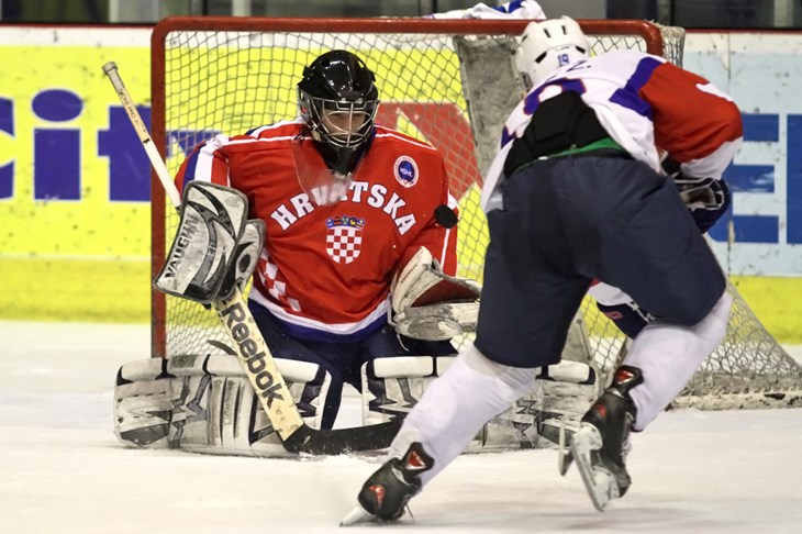 Kiwiji, djeteline i Heleni na ledu