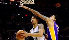 Video: Los Angeles nadigrao vrh Zapada