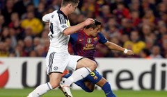 Video: Autobus Chelseaja izbacio Barcu