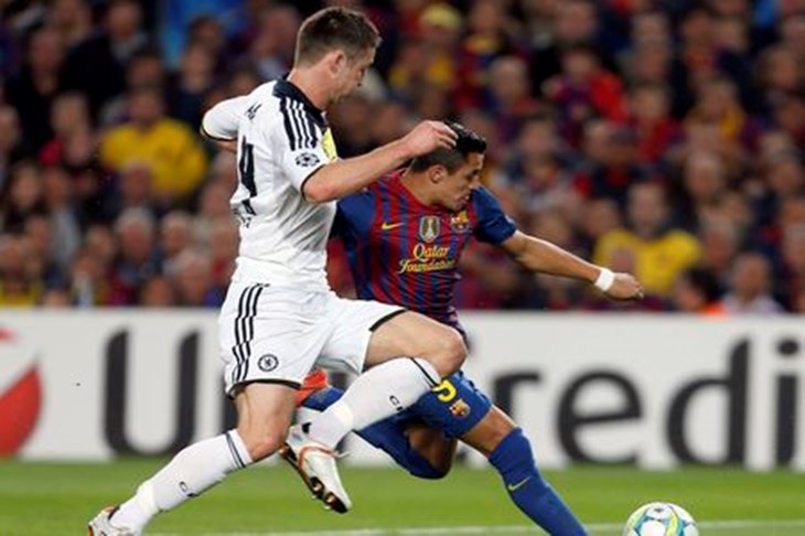 Video: Autobus Chelseaja izbacio Barcu