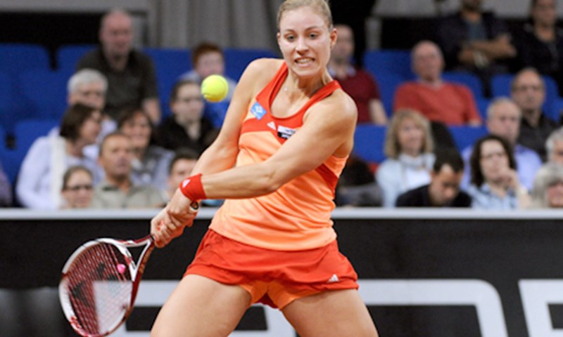 Kerber deklasirala Wozniacki