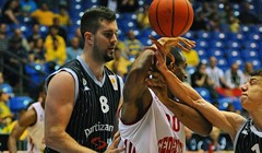 Bucksi angažirali Raduljicu, James se vratio u Dallas