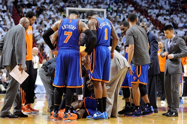 Woodson u problemima, rotacija sve kraća