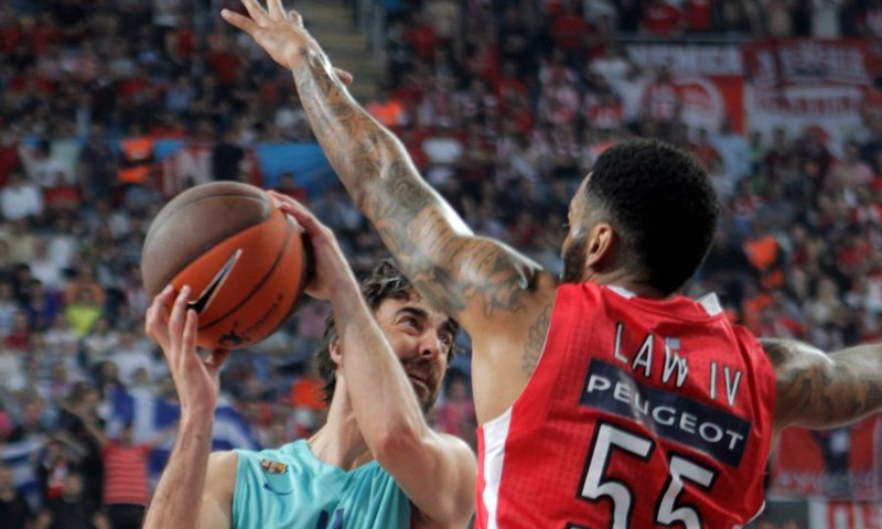 Video: Olympiakos predvođen Spanoulisom iznenadio Barcelonu