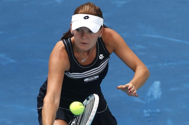 Šarapova uhvatila četiri gema, Hradecká uživa u tjednu iz snova