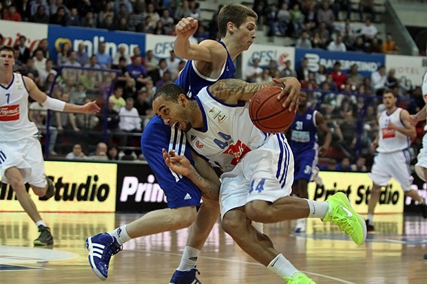 Cibona potpunom dominacijom do prednosti, Zadar blijed i nemoćan