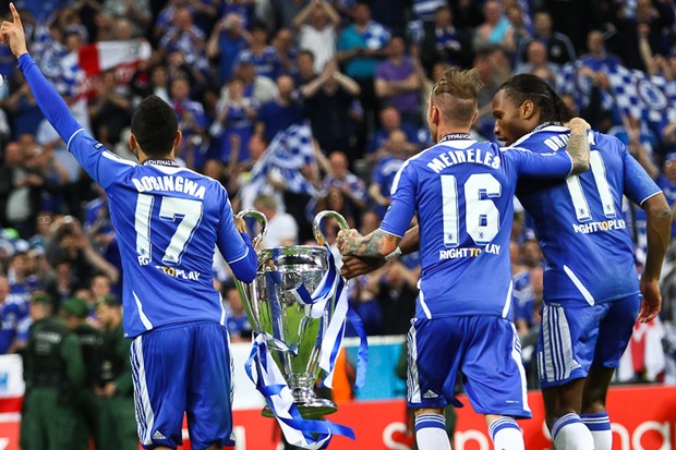 Bosingwa napustio Chelsea, ali ostao u Londonu