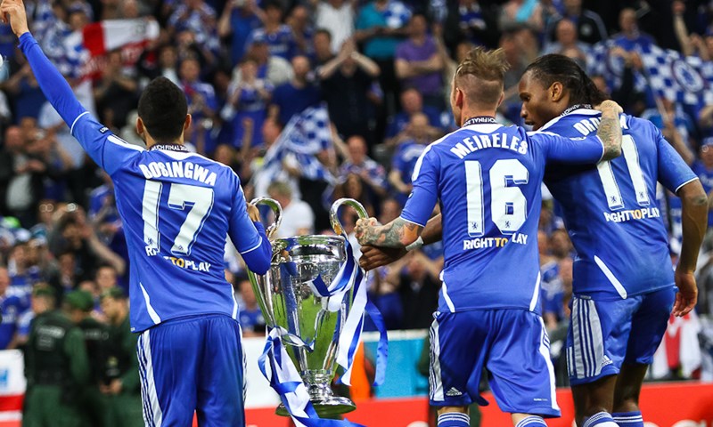 Bosingwa napustio Chelsea, ali ostao u Londonu