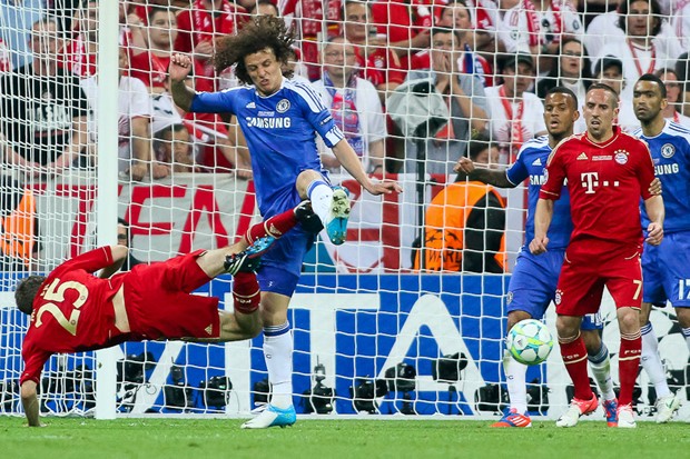 Guardiola: "David Luiz ne dolazi u Bayern, zadovoljan sam svojim braničima"