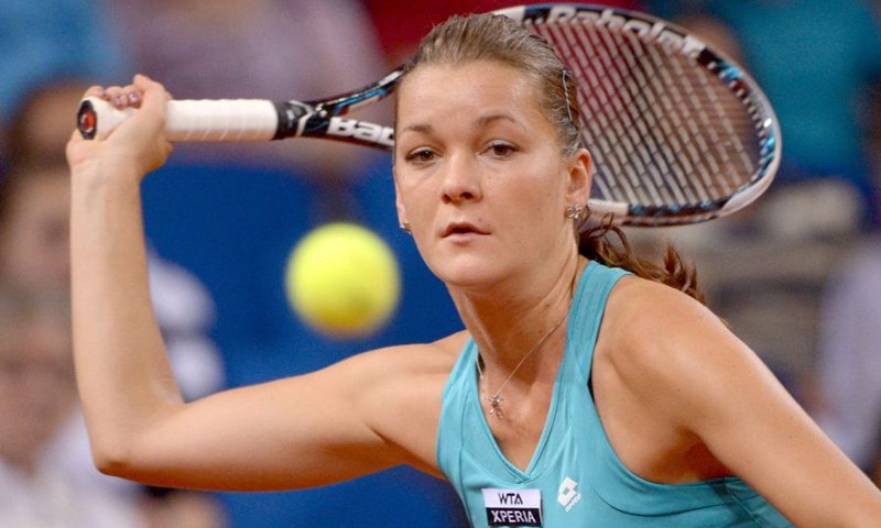 Bartoli se i dalje muči, Radwanska projurila