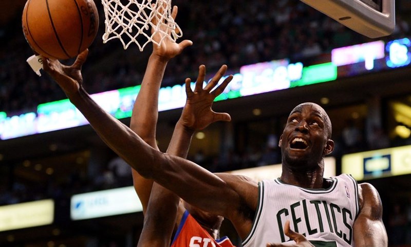 Aktualni NBA prvaci u predsezonu krenuli porazom od Atlante, Warriorsi pobijedili Lakerse
