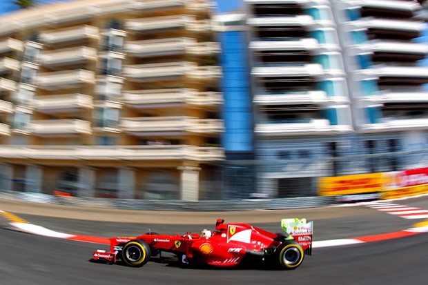 Grosejan konstantan, po jedno slavlje za Buttona i Alonsa