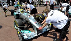 Schumacher najbrži, Webber kreće prvi