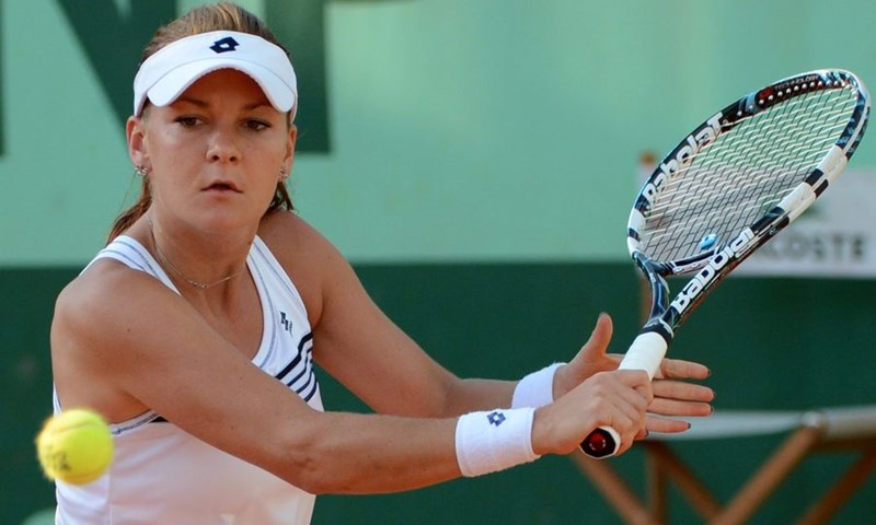 Azarenka bila na konopcima, ekspresne Radwanska i Na Li