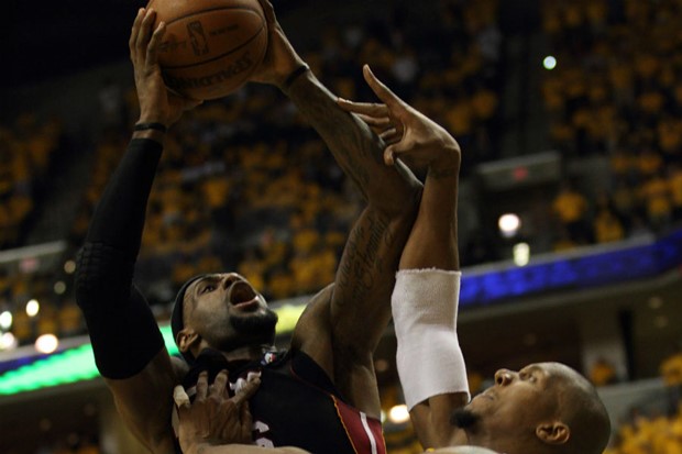 Video: James i Wade nastavili seriju, Miamiju prva epizoda finala Istoka