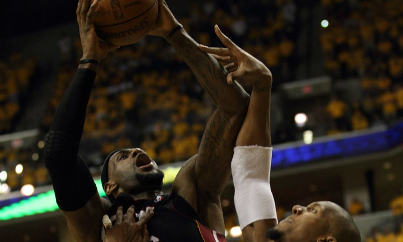 Video: James i Wade nastavili seriju, Miamiju prva epizoda finala Istoka