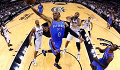 Video: Oklahoma City ograničio San Antonio na 82 poena i slavio u trećoj utakmici finala Zapada