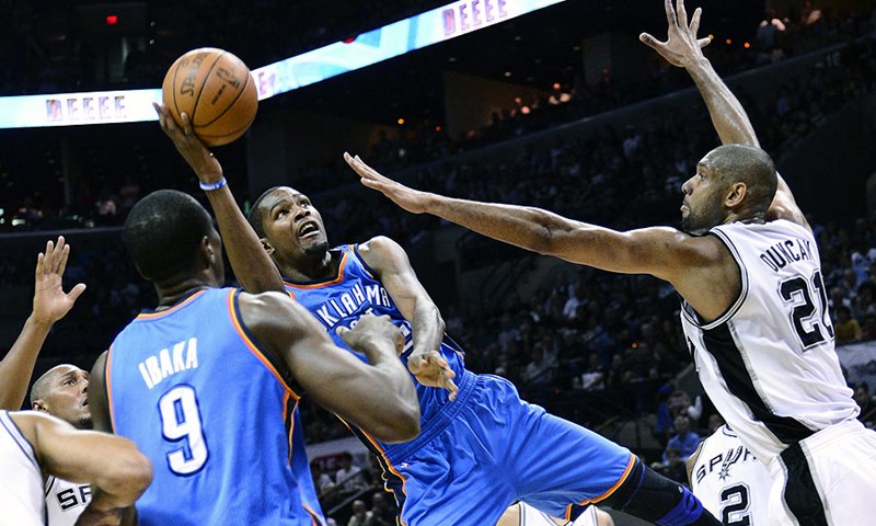 Durant eksplodirao u završnici, Thunder izjednačio seriju sa Spursima